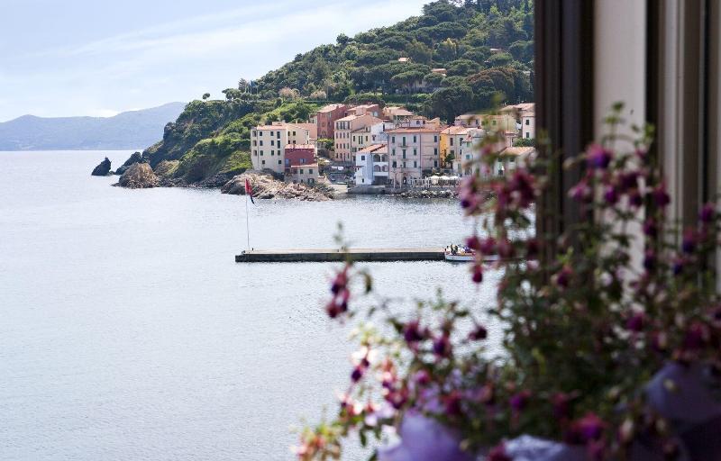 Hotel Marinella Marciana Marina  Buitenkant foto