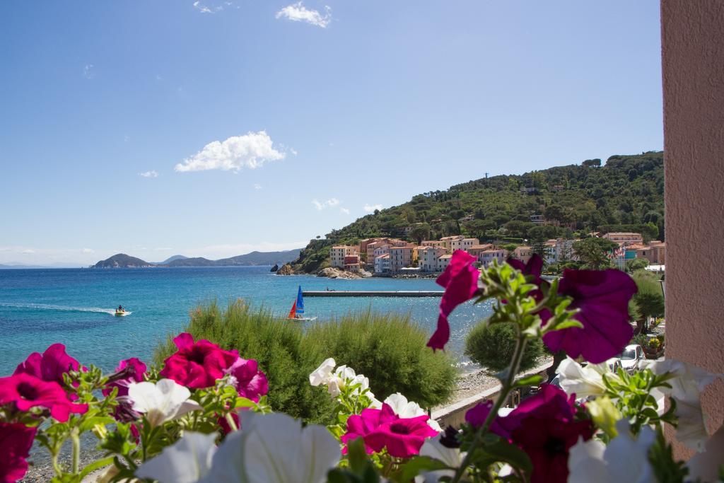 Hotel Marinella Marciana Marina  Buitenkant foto